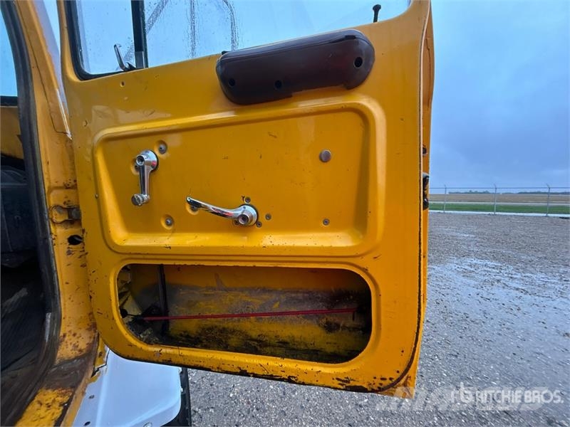 Ford 8000 Kranbil