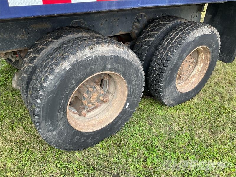 Ford 9000 6x4 Grain Truck شاحنات المزارع / الحبوب