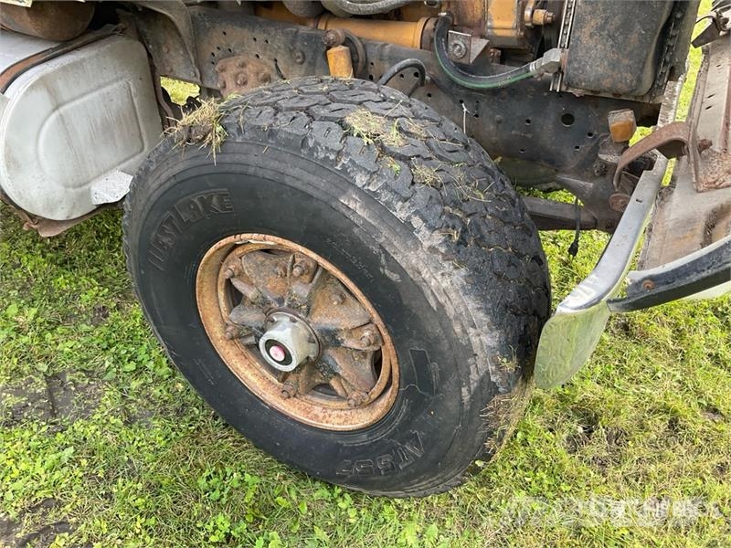 Ford 9000 6x4 Grain Truck شاحنات المزارع / الحبوب