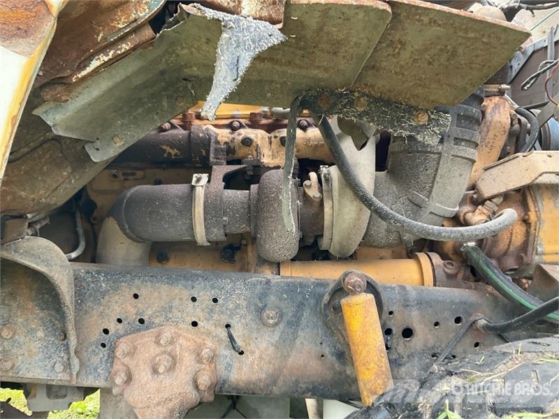 Ford 9000 6x4 Grain Truck شاحنات المزارع / الحبوب