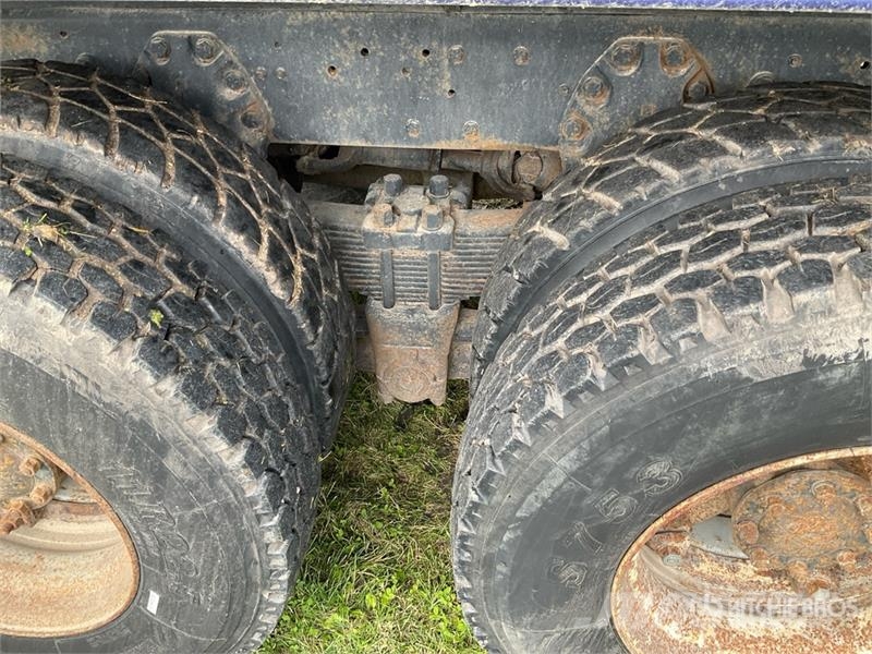 Ford 9000 6x4 Grain Truck شاحنات المزارع / الحبوب