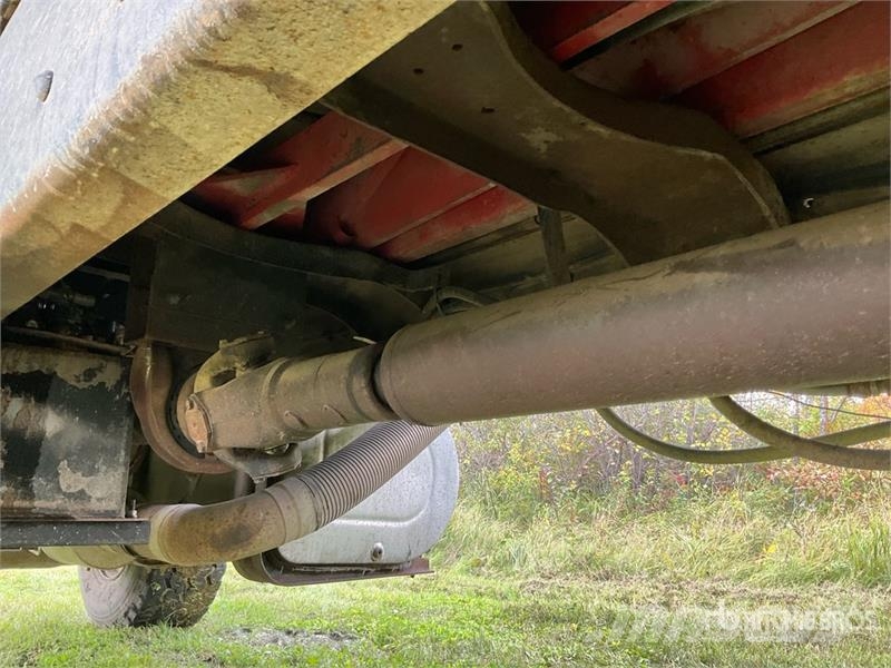 Ford 9000 6x4 Grain Truck شاحنات المزارع / الحبوب