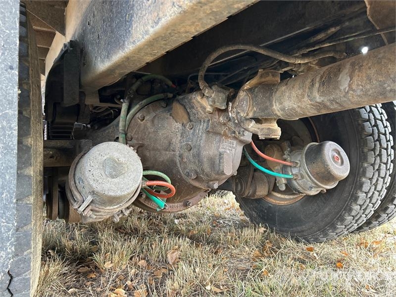 Ford 9000 6x4 Grain Truck Farm / grain trucks
