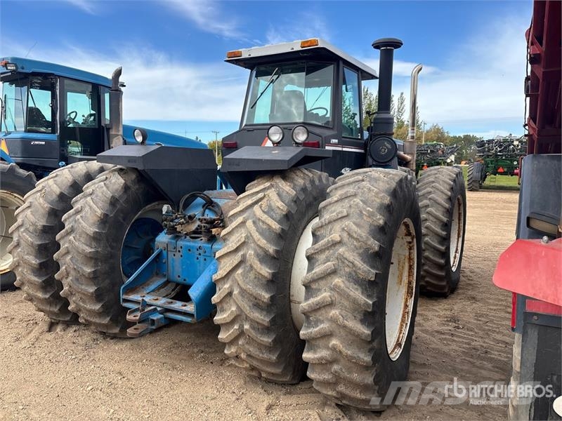 Ford 976 Versatile 4WD Tractor Tractors