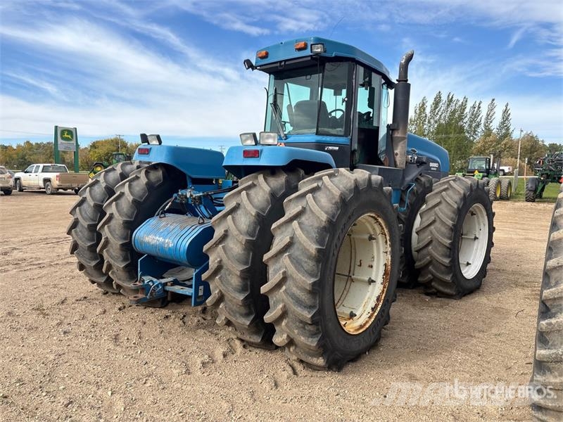 Ford 9880 Versatile 4WD Tractor Tractors