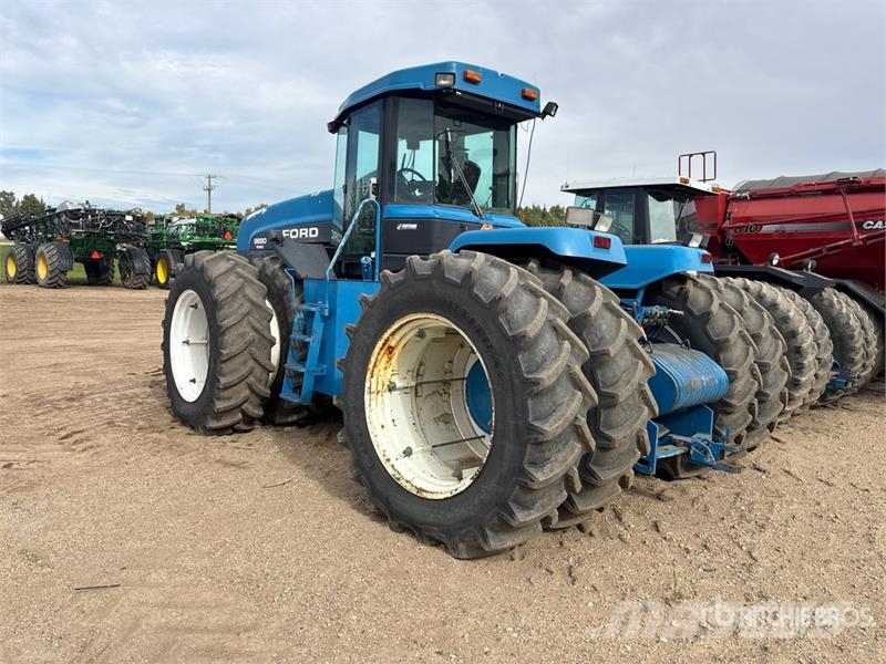 Ford 9880 Versatile 4WD Tractor Tractors