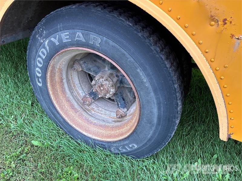 Ford B-Series 4x2 36-Seat School Bus Mini autobusi