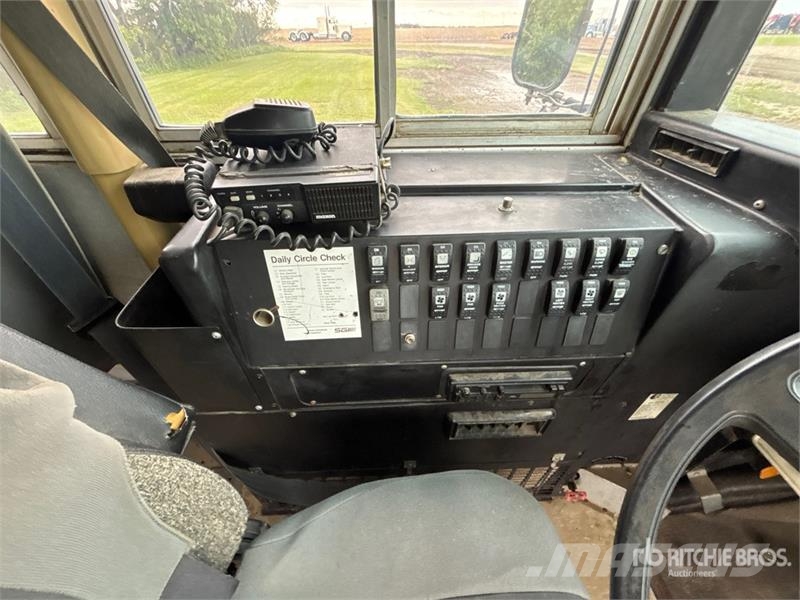 Ford B-Series 4x2 36-Seat School Bus Mini autobusi