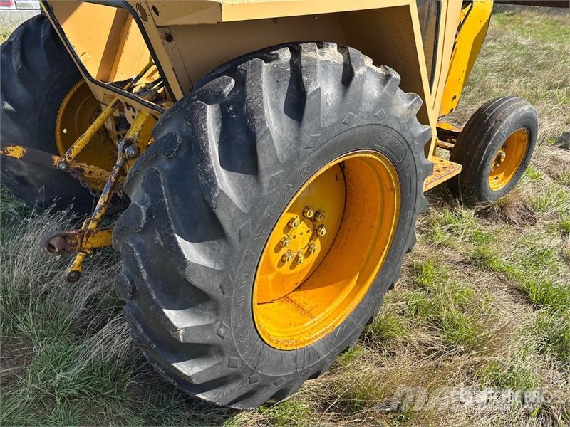 Ford DD3140 2WD Tractor トラクター