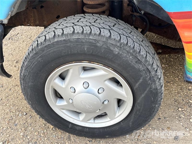 Ford E-150 Ванове за доставки