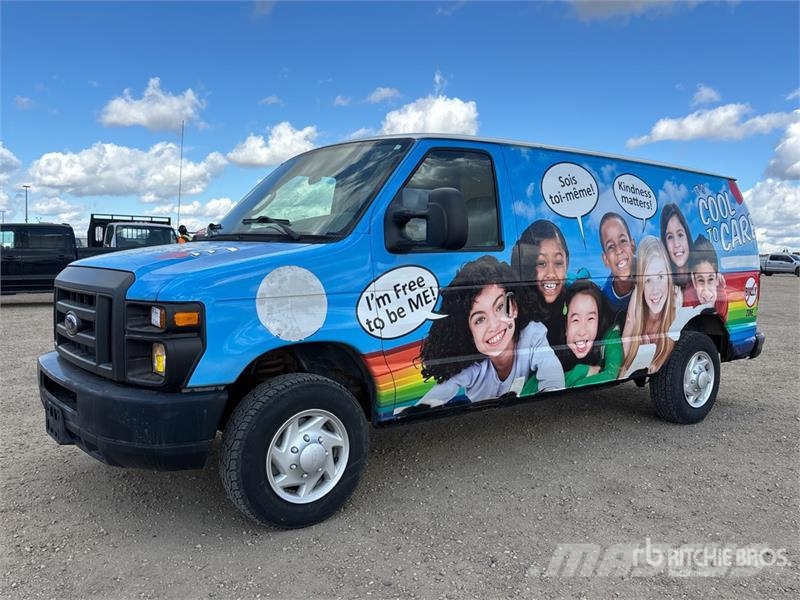 Ford E-150 Ванове за доставки