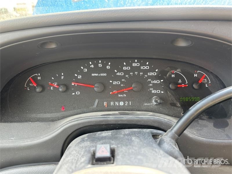 Ford E-150 Ванове за доставки