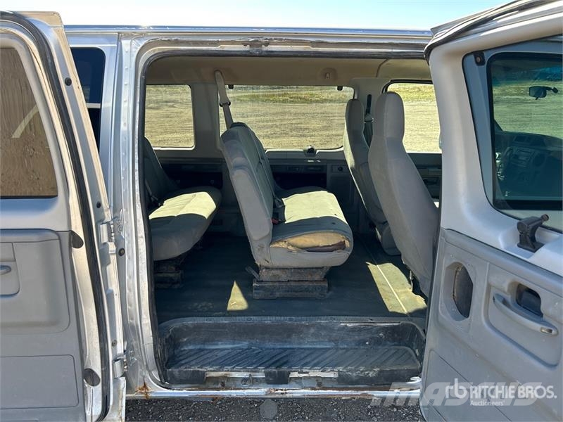 Ford E-350 XLT 14 Passenger Van Dostavna vozila / kombiji