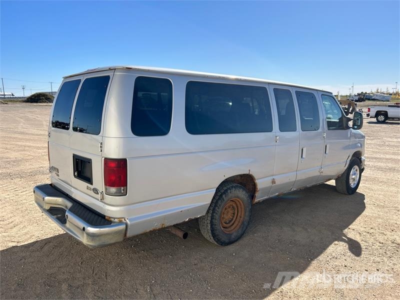 Ford E-350 XLT 14 Passenger Van Dostavna vozila / kombiji