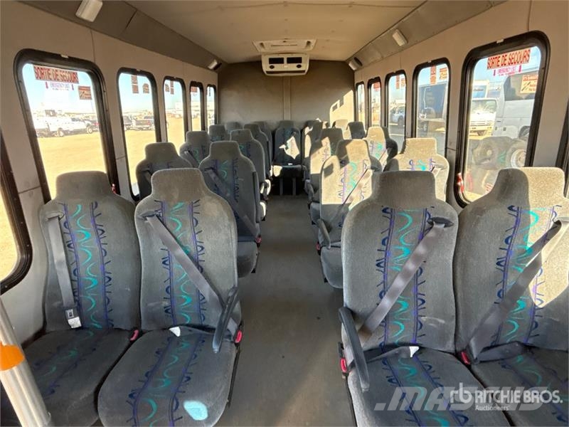Ford E-450 4x2 22-Seat Transit Bus Mini autobusi