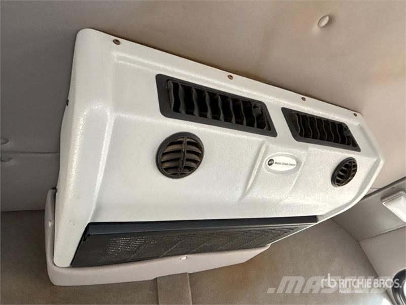 Ford E-450 4x2 22-Seat Transit Bus Mini autobusi