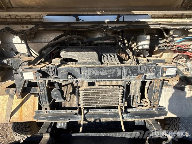 Ford E-450 4x2 Step Van هيكل صندوقي