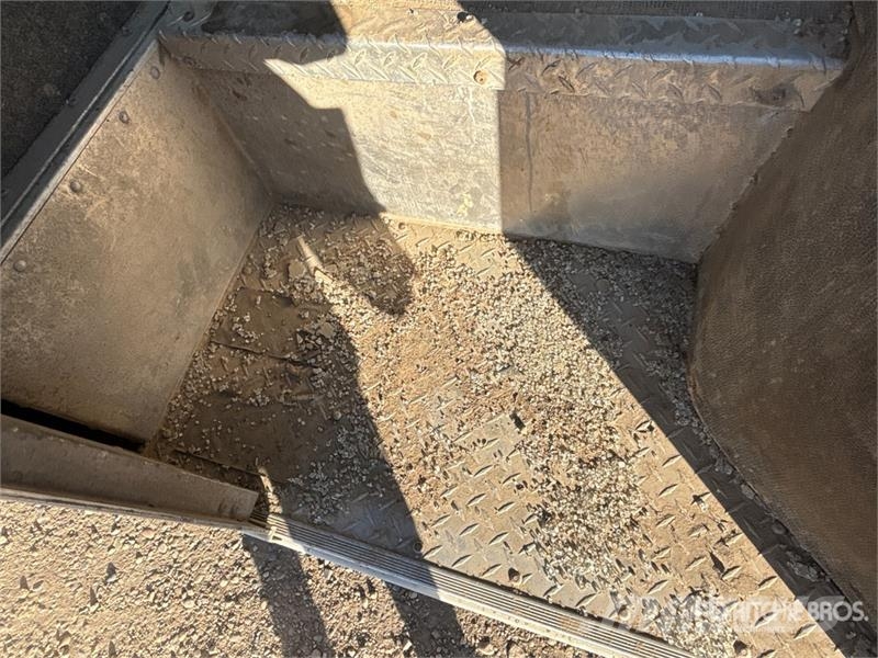 Ford E-450 4x2 Step Van هيكل صندوقي