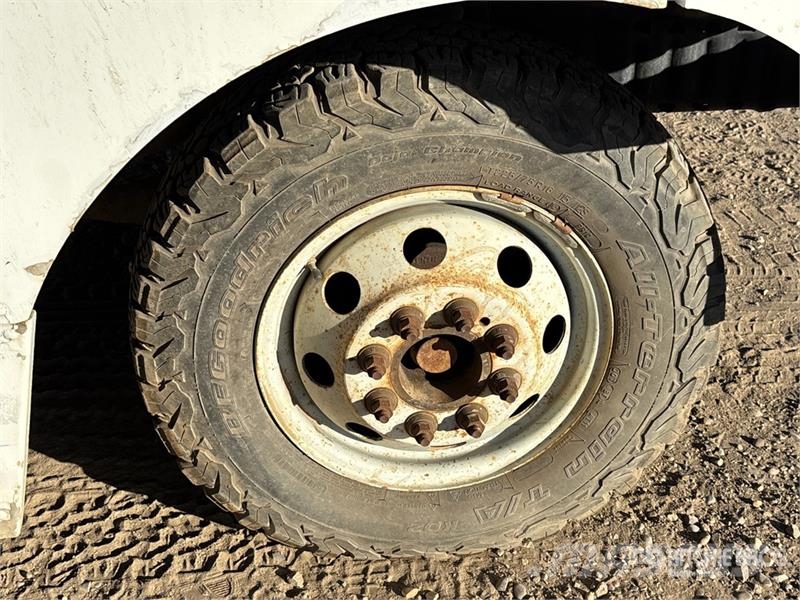 Ford E-450 4x2 Step Van هيكل صندوقي