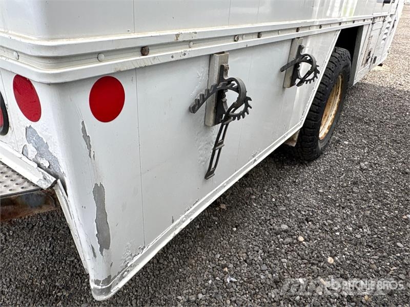 Ford E-450 4x2 Utility Truck شاحنات خفيفة/مفصلية الجوانب