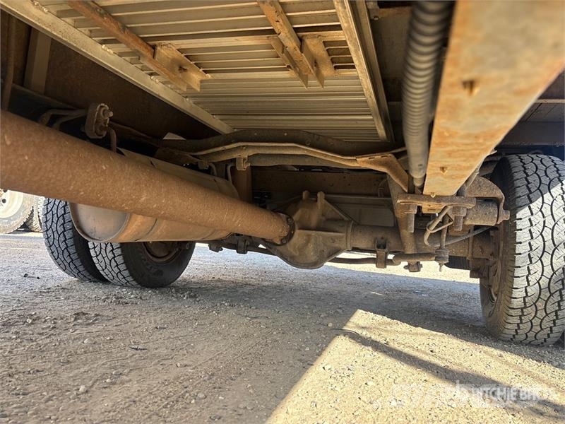 Ford E-450 4x2 Van Truck Camion Fourgon