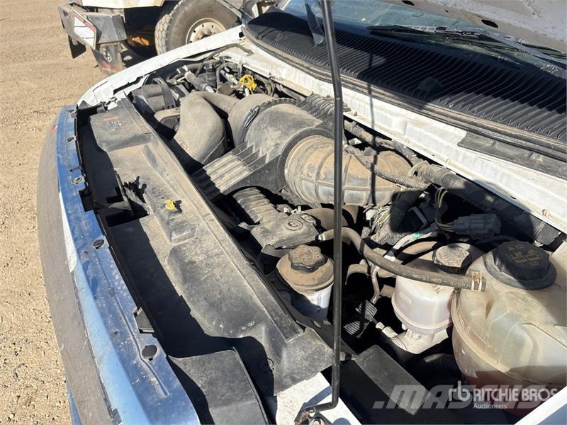 Ford E-450 4x2 Van Truck Camion Fourgon