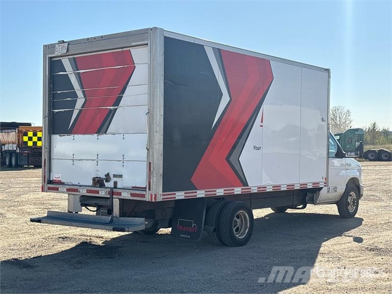 Ford E-450 4x2 Van Truck Camion Fourgon