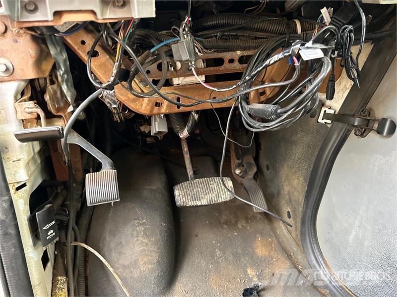 Ford E-450 Econoline Mini-bus
