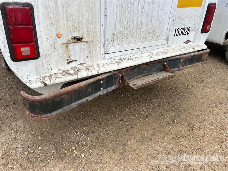 Ford E-450 Econoline Mini-bus