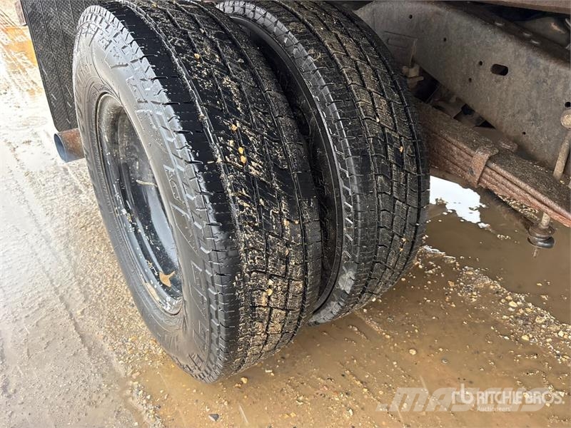 Ford E450 4x2 Van Truck Skåpbilar