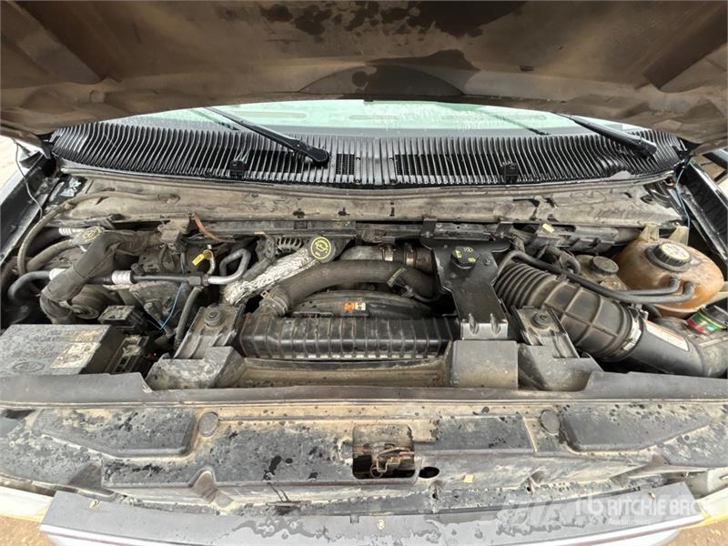 Ford E450 4x2 Van Truck Skåpbilar