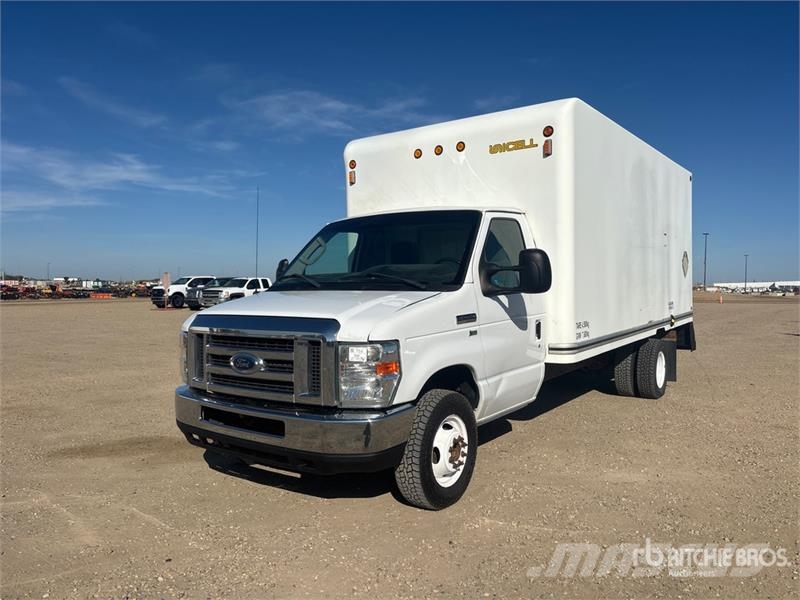 Ford E450 4x2 Van Truck Skapbiler