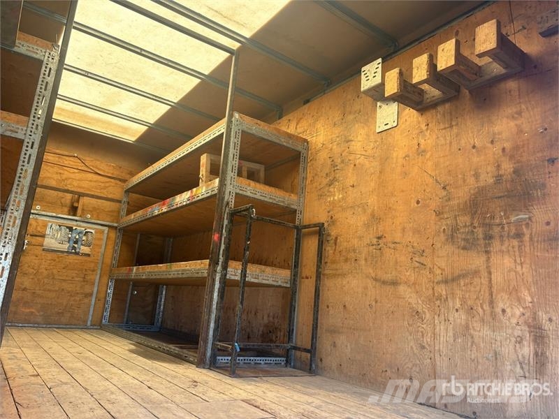Ford E450 4x2 Van Truck Skapbiler