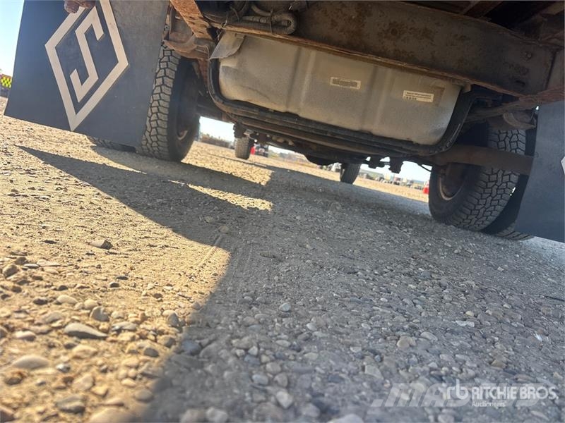Ford E450 4x2 Van Truck Skapbiler