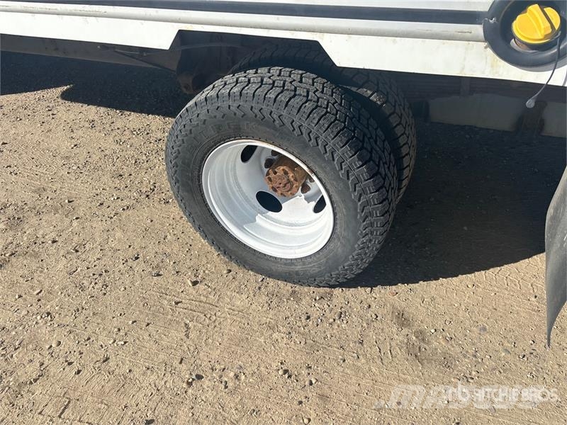 Ford E450 4x2 Van Truck Skapbiler