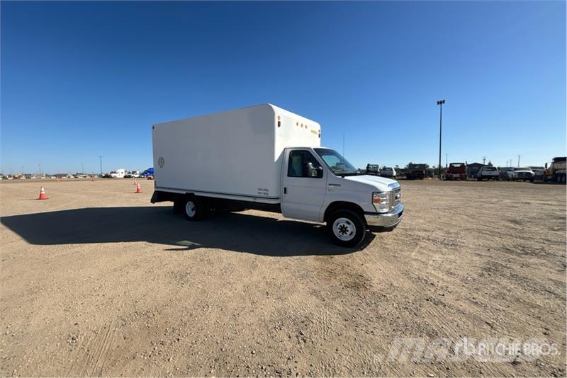 Ford E450 4x2 Van Truck Skapbiler