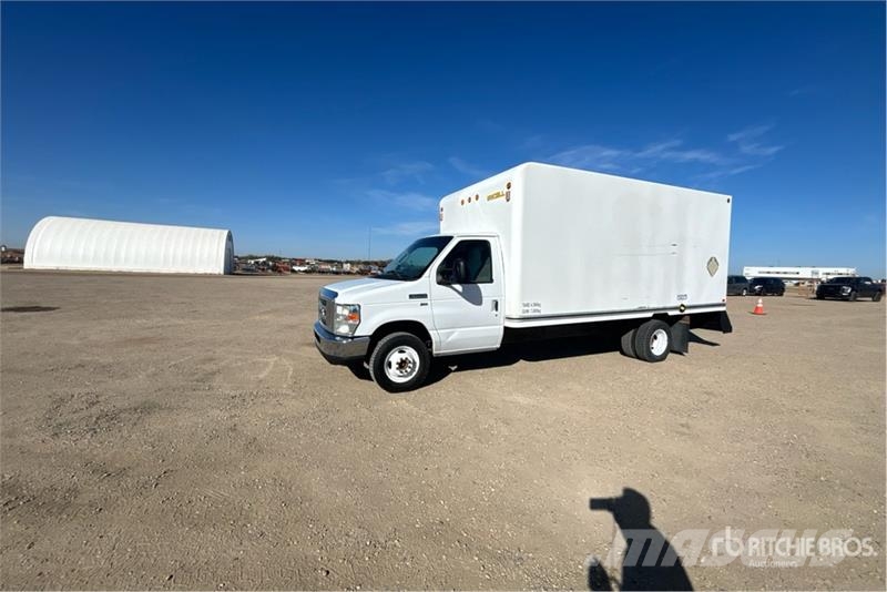 Ford E450 4x2 Van Truck Skapbiler