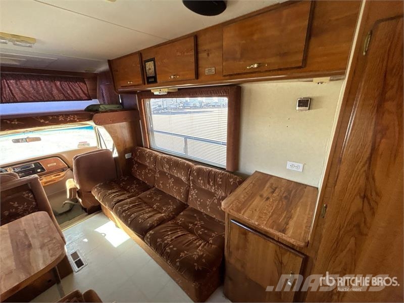 Ford Econoline 350 Corsair Supreme Motor Home Autofurgonai ir karavanai