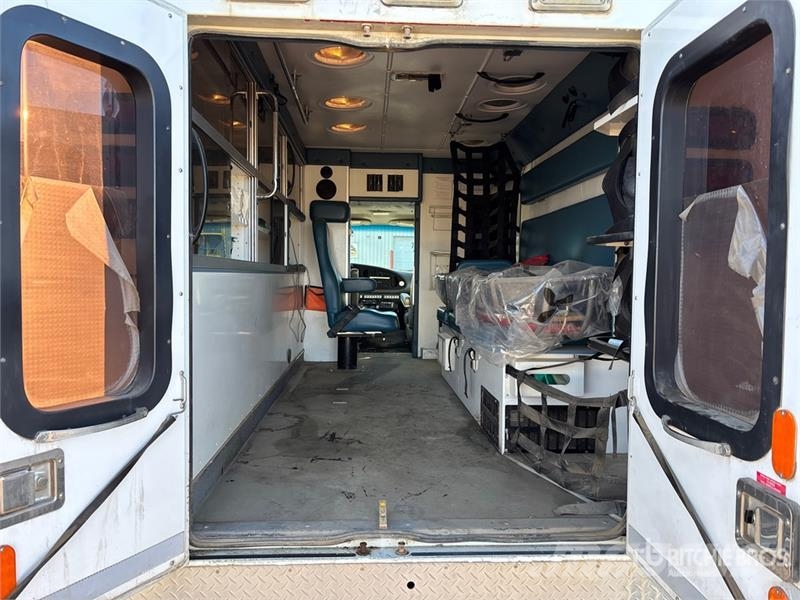 Ford Econoline E-350 4x2 Ambulance Ambulanze