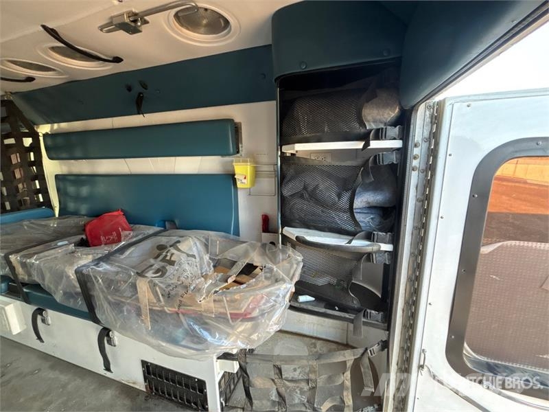Ford Econoline E-350 4x2 Ambulance Ambulanze