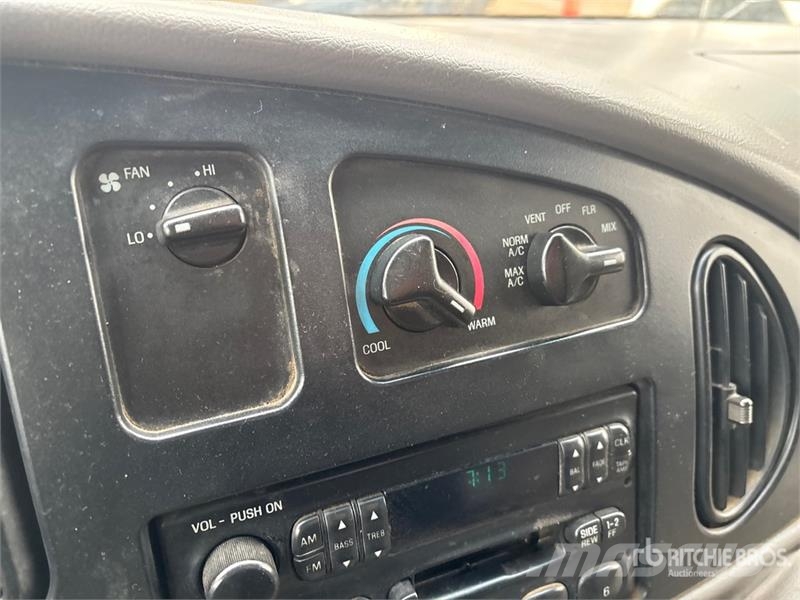 Ford Econoline E-450 4x2 Van Truck Camion Fourgon