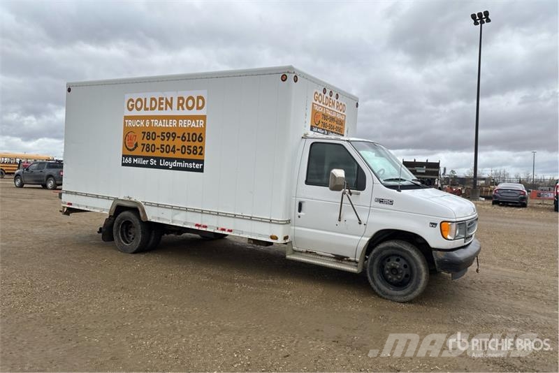 Ford Econoline E-450 4x2 Van Truck Camion Fourgon