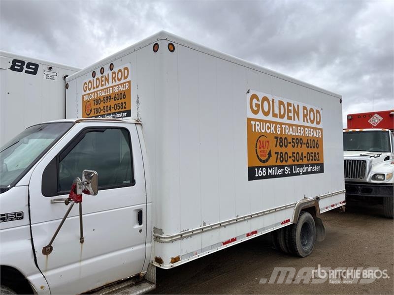 Ford Econoline E-450 4x2 Van Truck Camion Fourgon