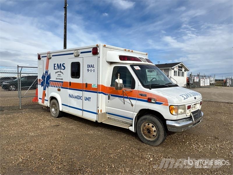 Ford Econoline E-450 4x2 Ambulance Krankenwagen