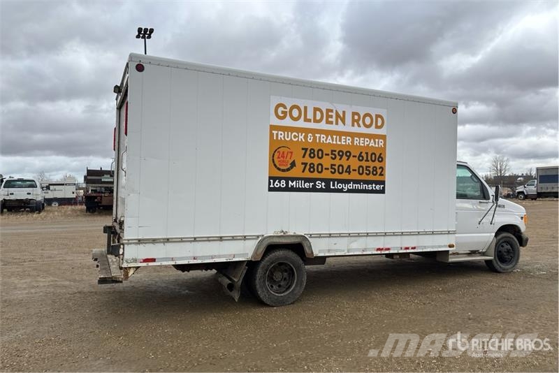 Ford Econoline E-450 4x2 Van Truck Camion Fourgon