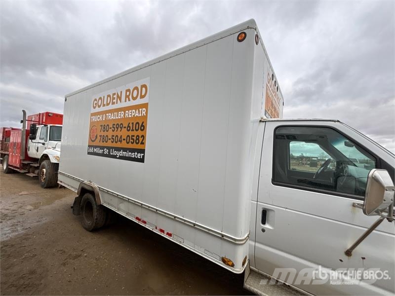 Ford Econoline E-450 4x2 Van Truck Camion Fourgon