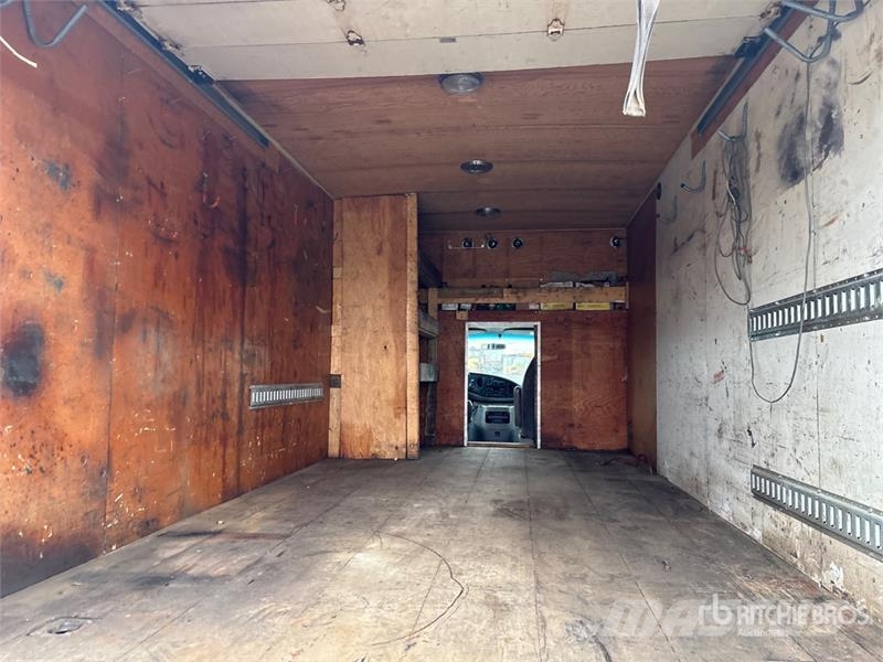 Ford Econoline E-450 4x2 Van Truck Camion Fourgon