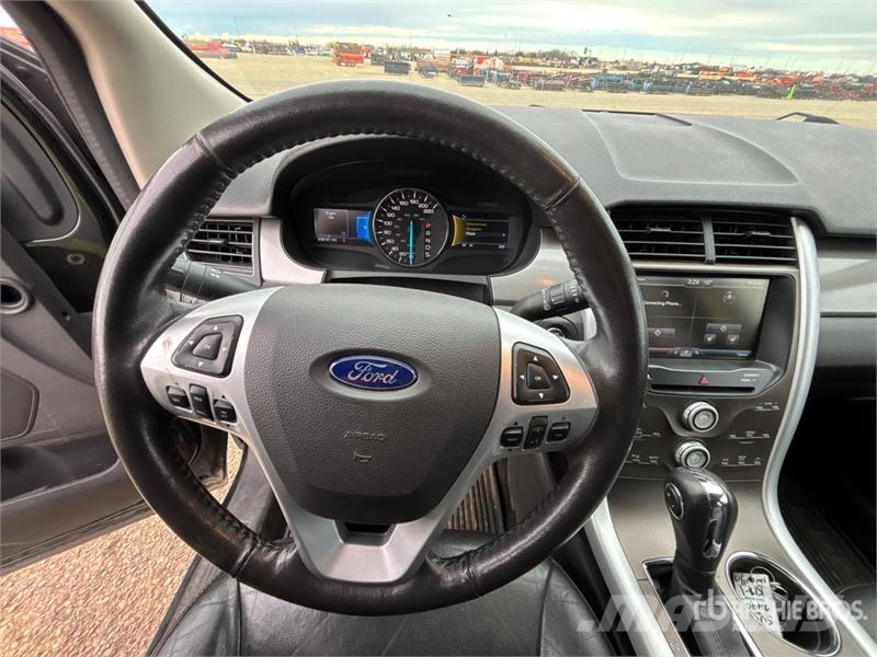 Ford Edge AWD SUV Personbiler