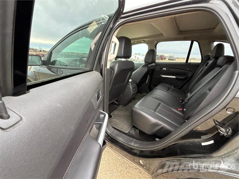 Ford Edge AWD SUV Personbiler