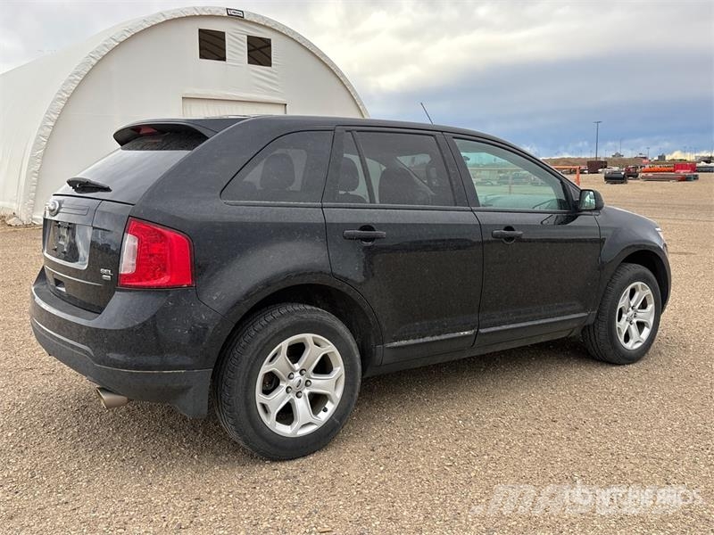 Ford Edge AWD SUV Personbiler
